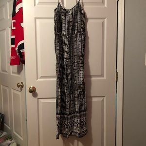 [forever 21] black and white jumpsuit
